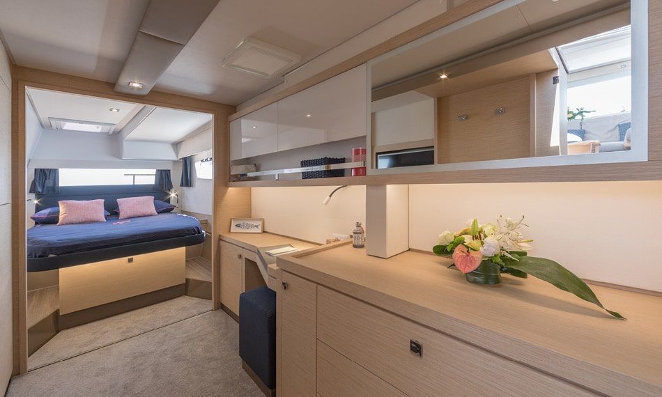 Fountaine Pajot Saona 47 Cabin