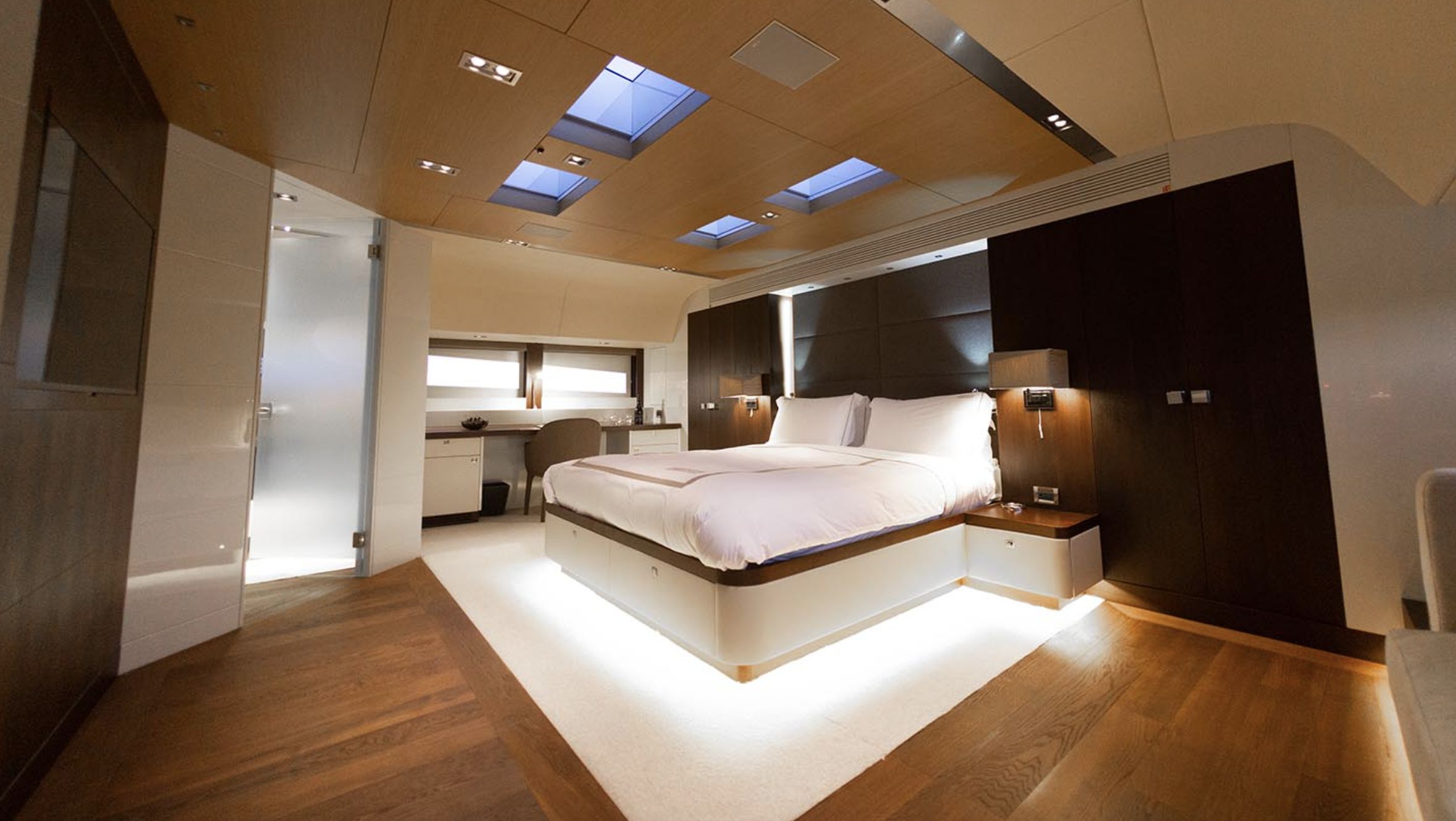 FUNKY CHOICE Cabin