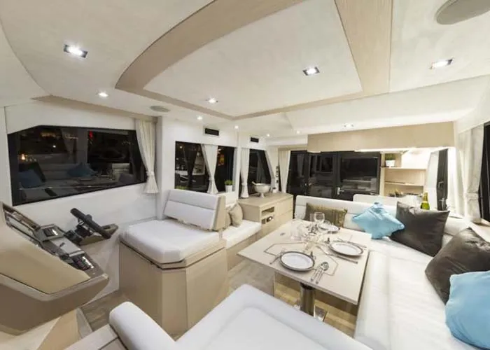 Galeon 460 Flybridge - Salon