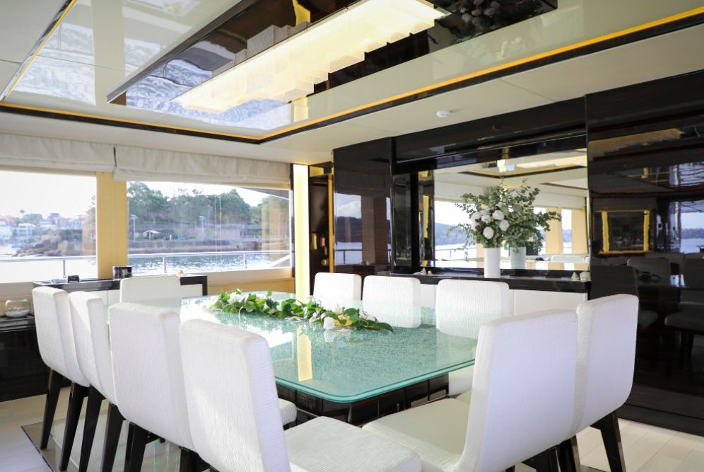 GHOST II - Gulf Craft 37m