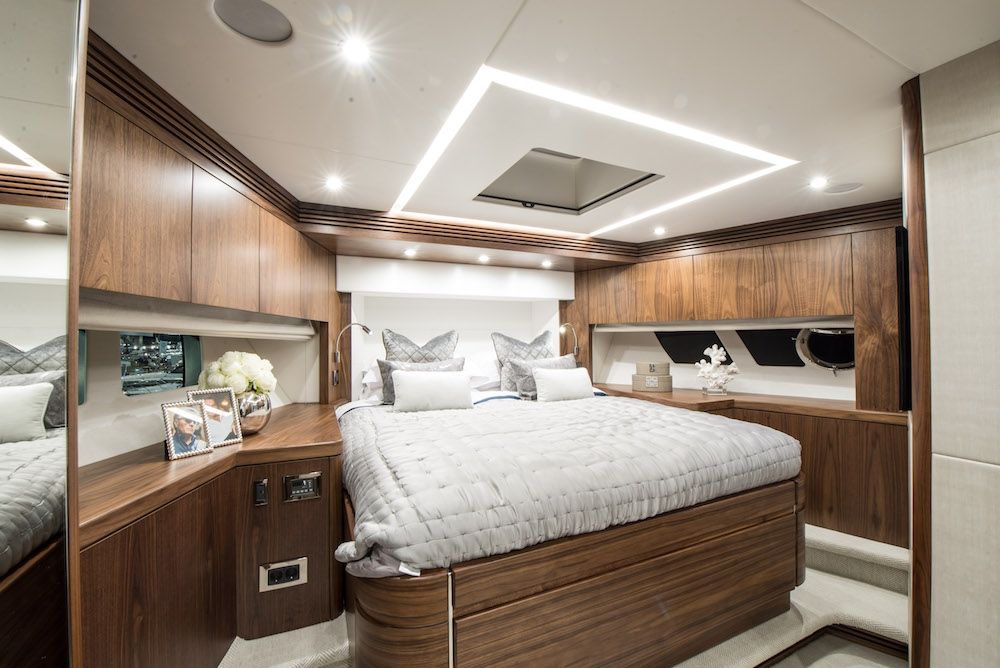 Double Cabin