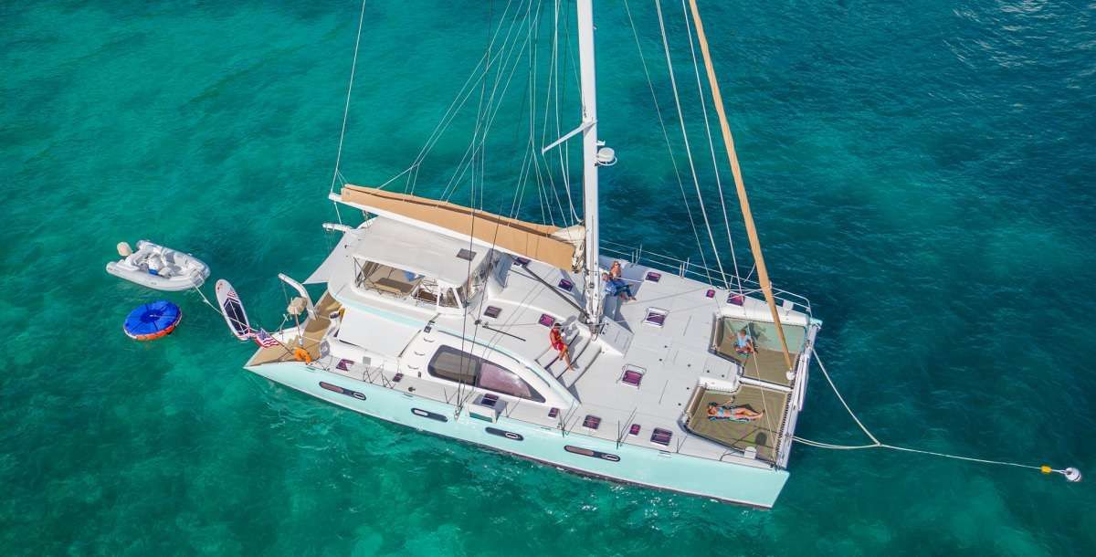 GOOD VIBRATIONS - Lagoon 620