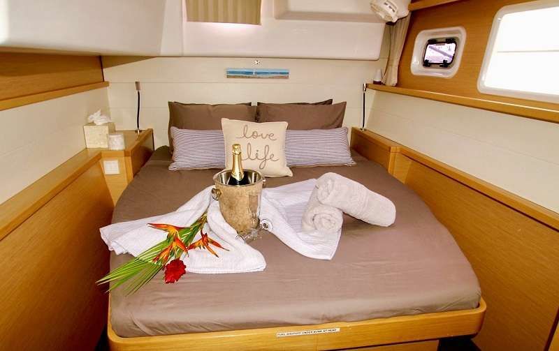 GYPSY PRINCES Lagoon 450 Master Cabin