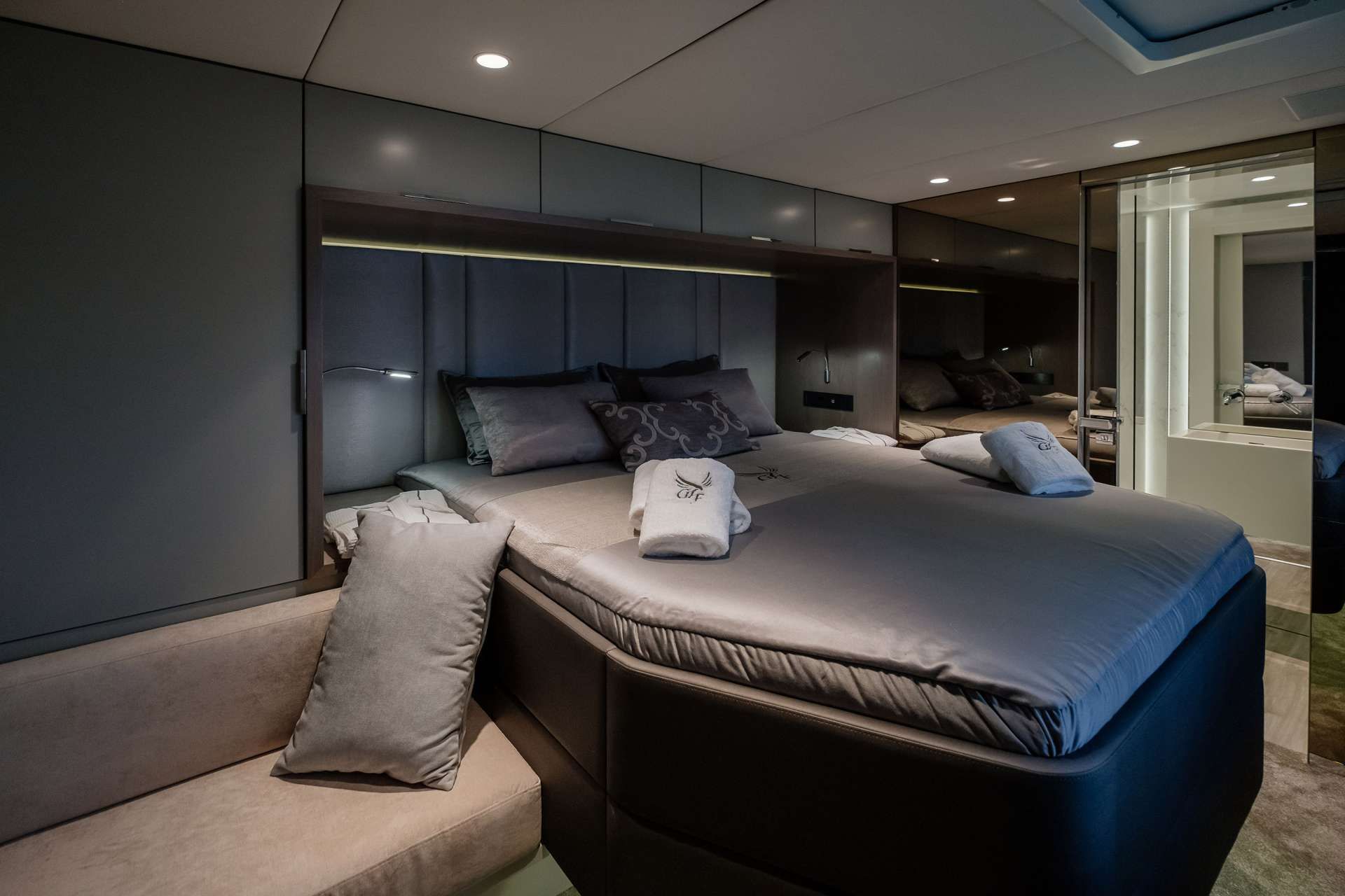 master cabin