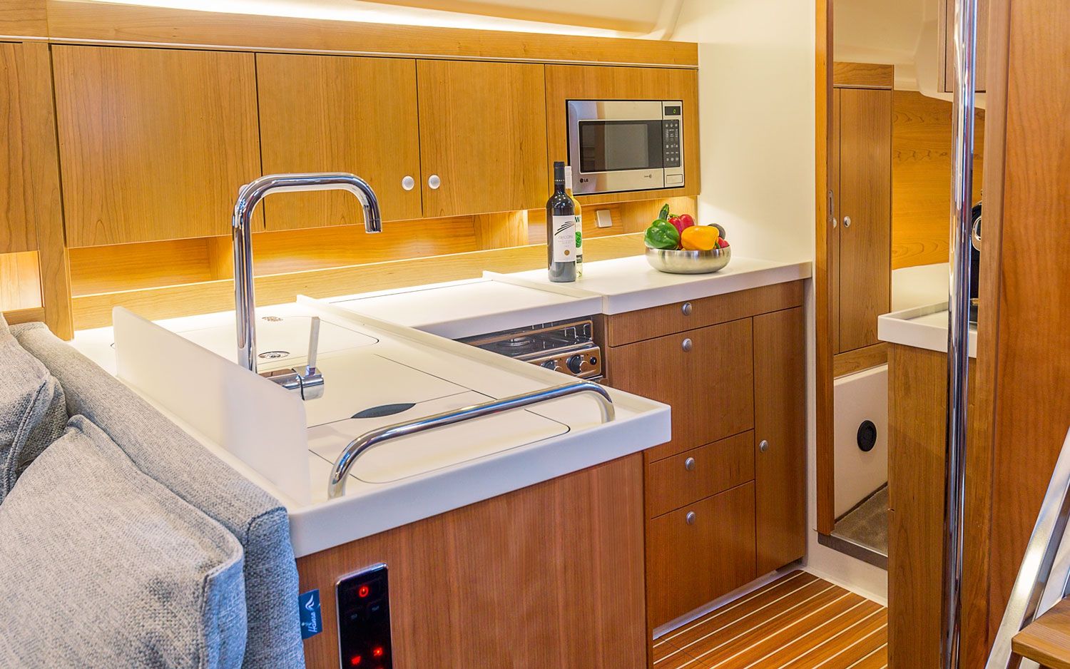 Hanse 455 Galley