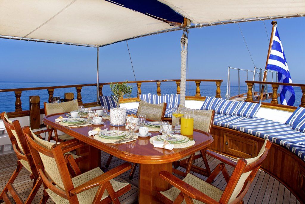Dining on Deck