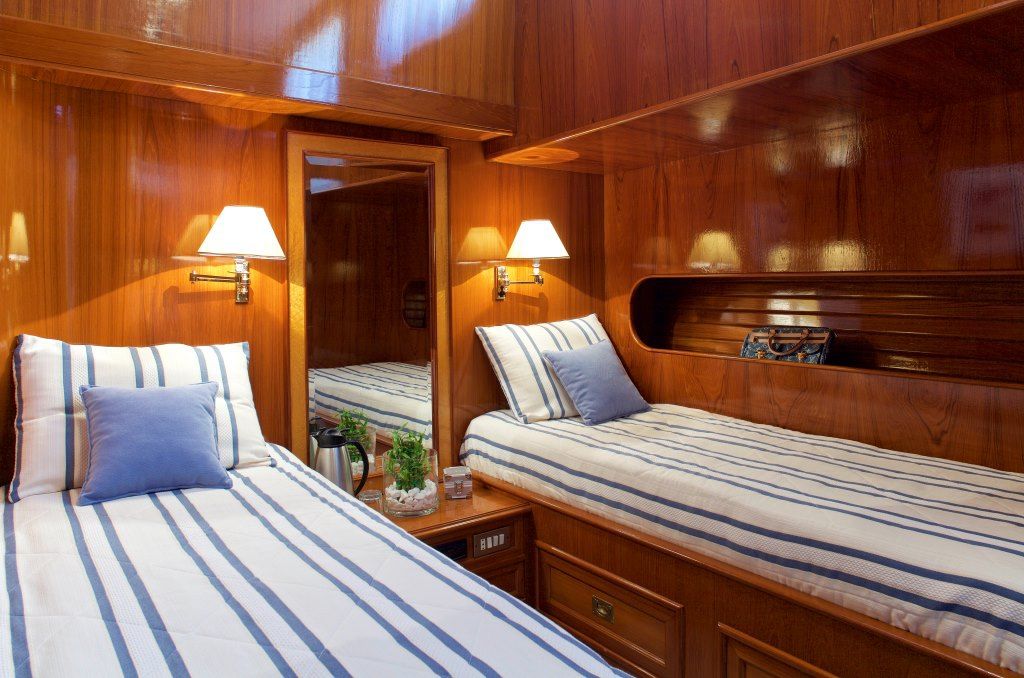 Twin Cabin