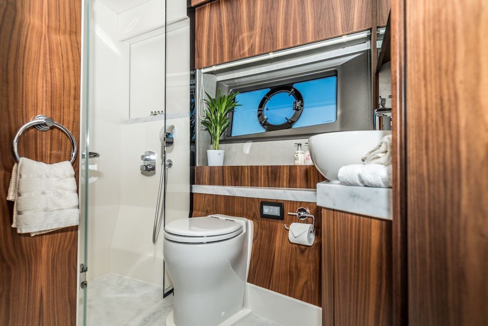 HIDEAWAY - Sunseeker Manhattan 52
