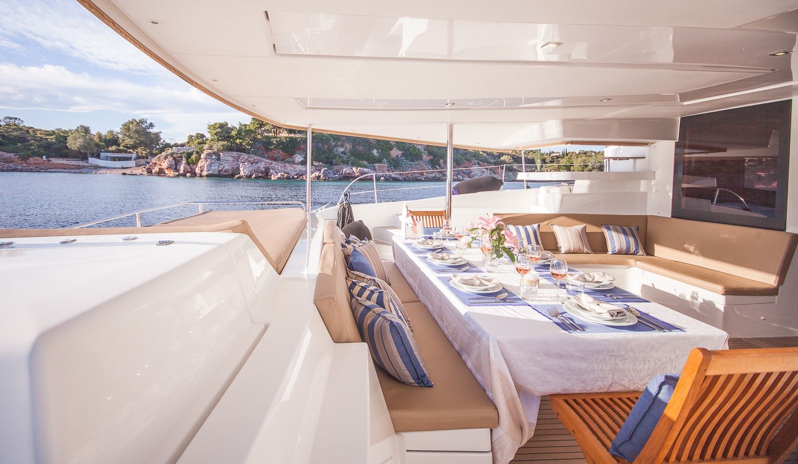 aft deck dining table