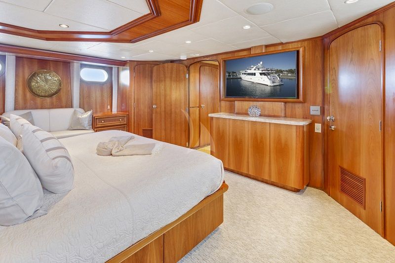 master cabin