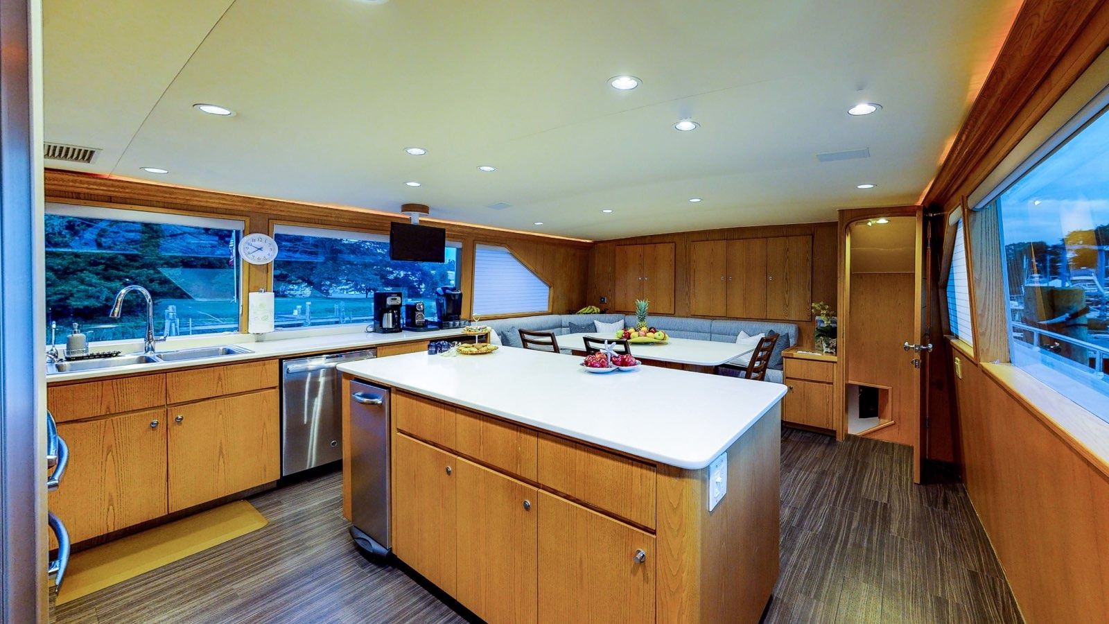 Boatbookings Yacht Charter Independence 3 Galley