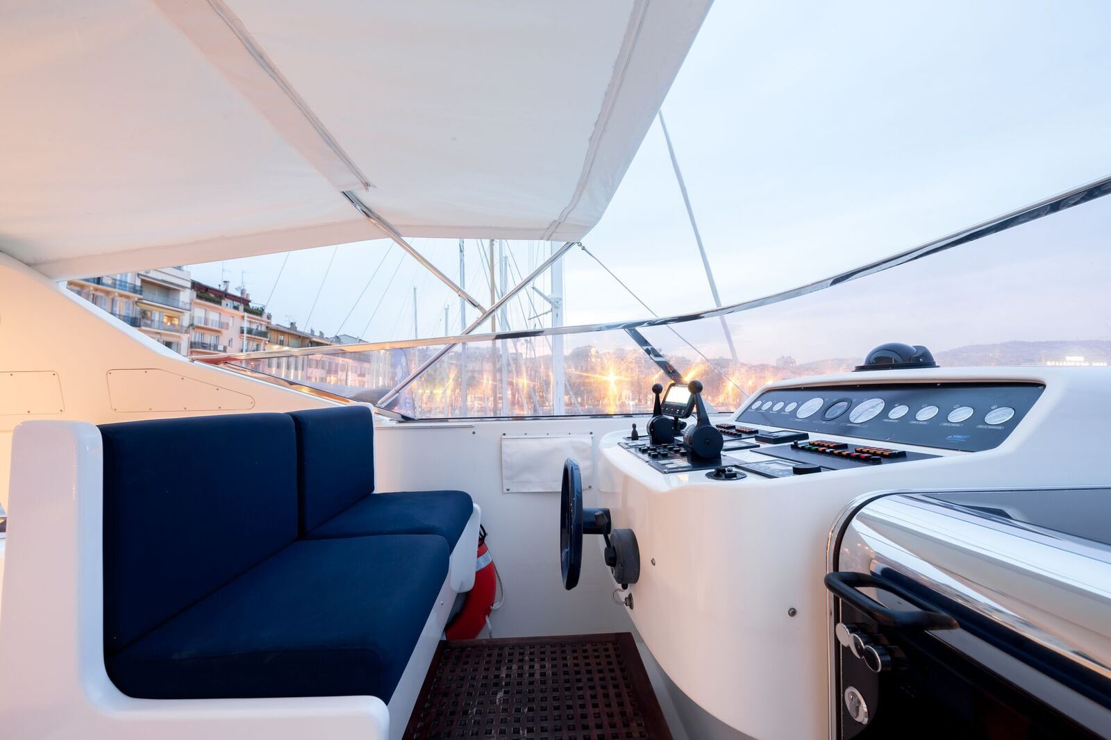 INDULGENCE OF POOLE Mangusta 86 Luxury Superyacht Helm