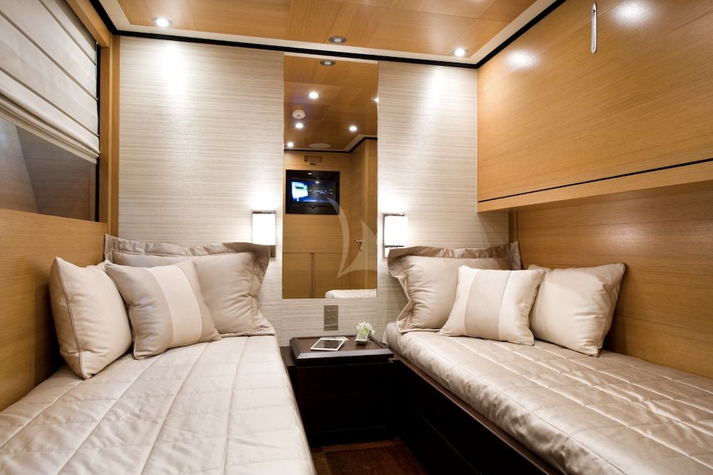 Twin cabin