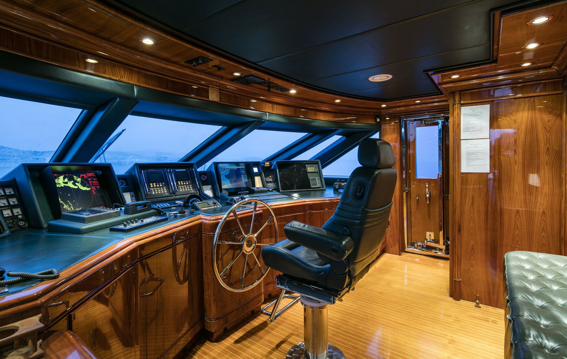 JAAN Intermarine SPA 138 Fly