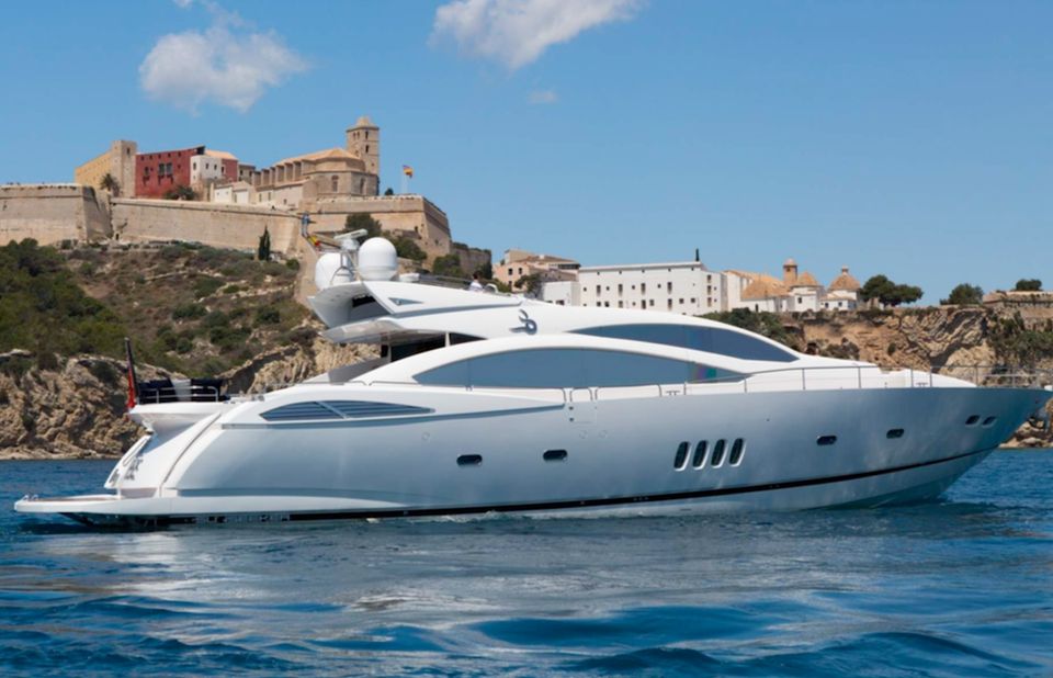 luxury yacht charter spain