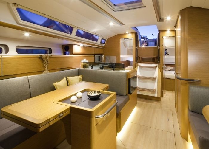 Jeanneau Sun Odyssey 409 - Salon