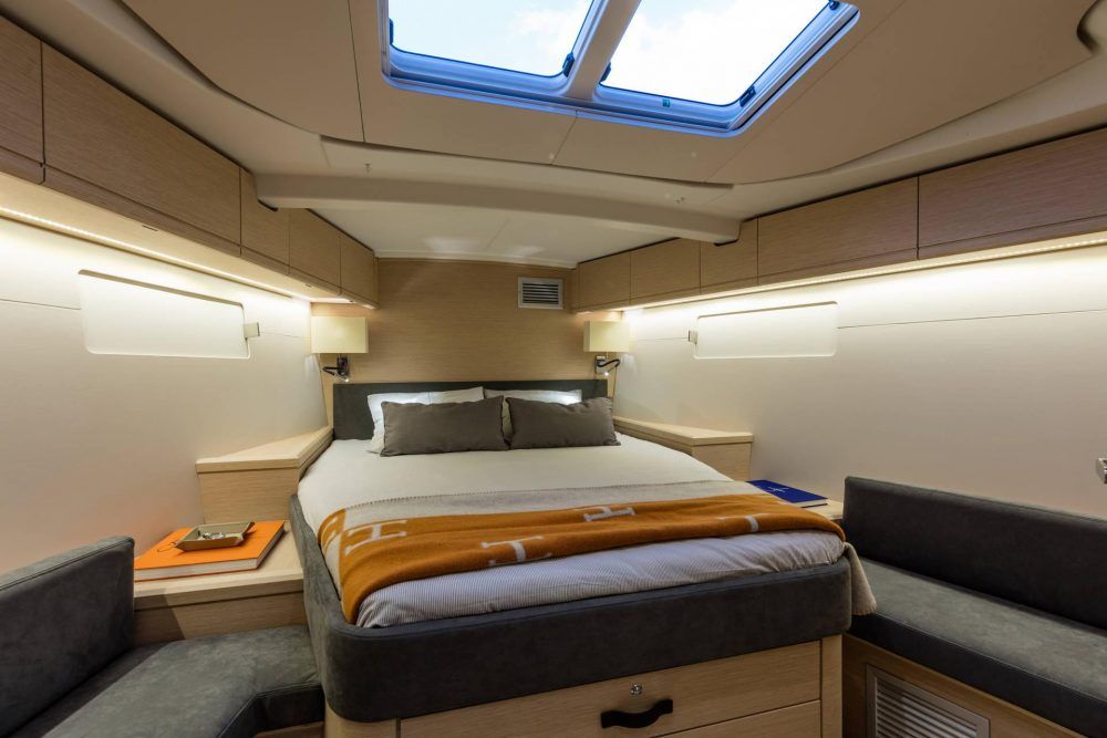 Jeanneau 51 Bedroom