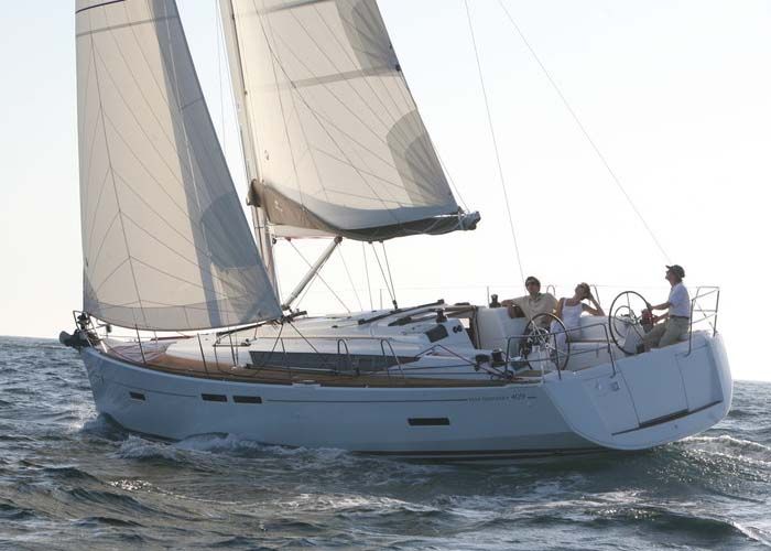 Jeanneau Sun Odyssey 409 - Sailing