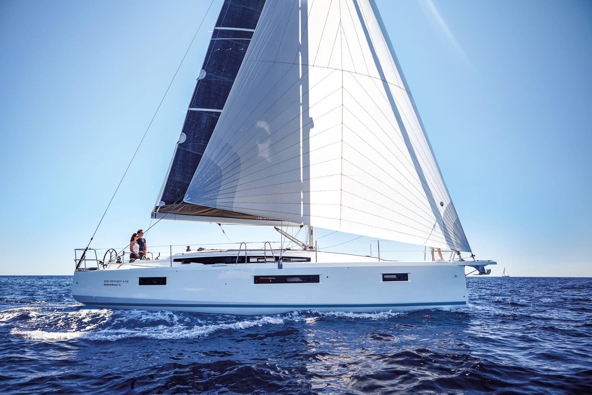Jeanneau Sun Odyssey 410 Sailing