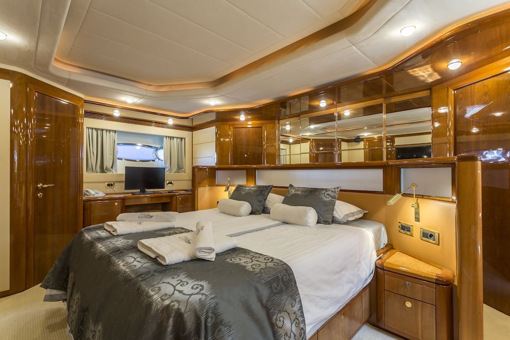 KATARIINA - Ferretti 27m