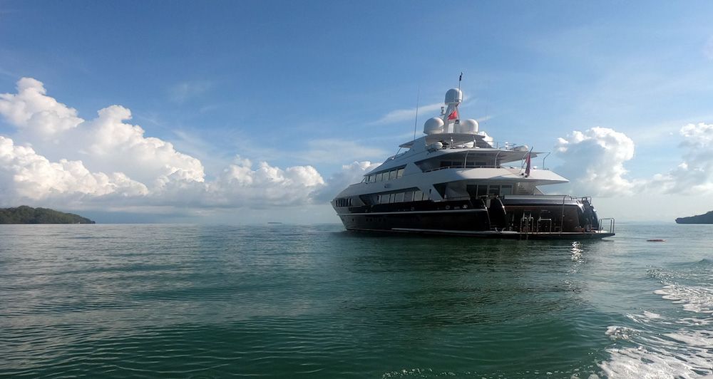 LADY AZUL Stern Anchor