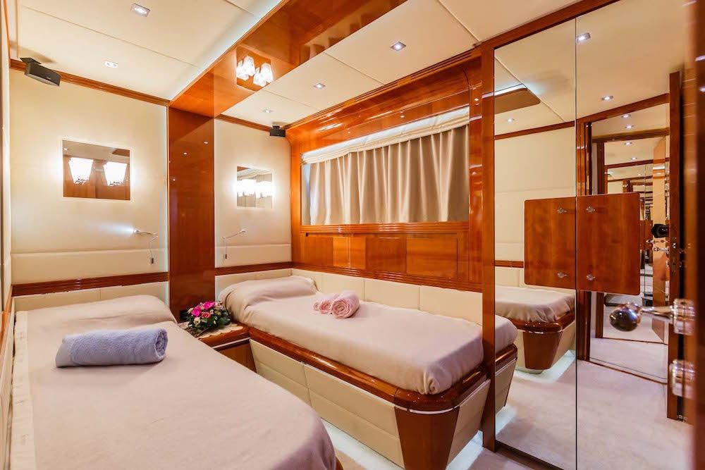 Second Twin Cabin