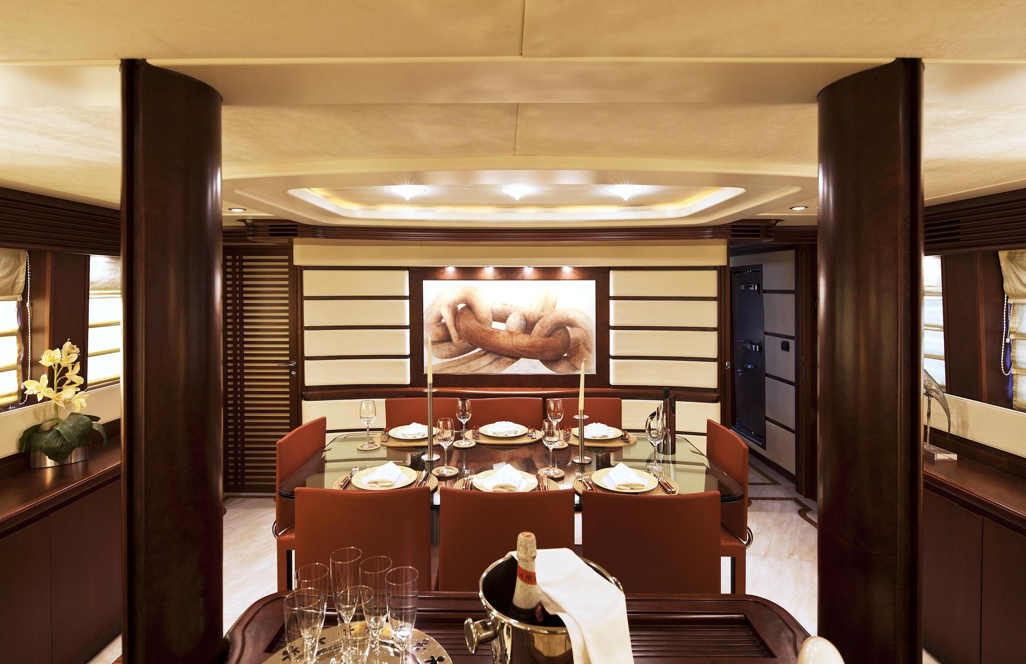 LADY P - Crewed Motor Yacht - Dining
