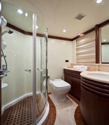 LADY P - Crewed Motor Yacht - Ensuite