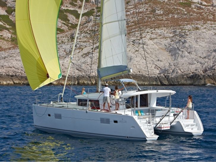 catamaran bareboat croatia