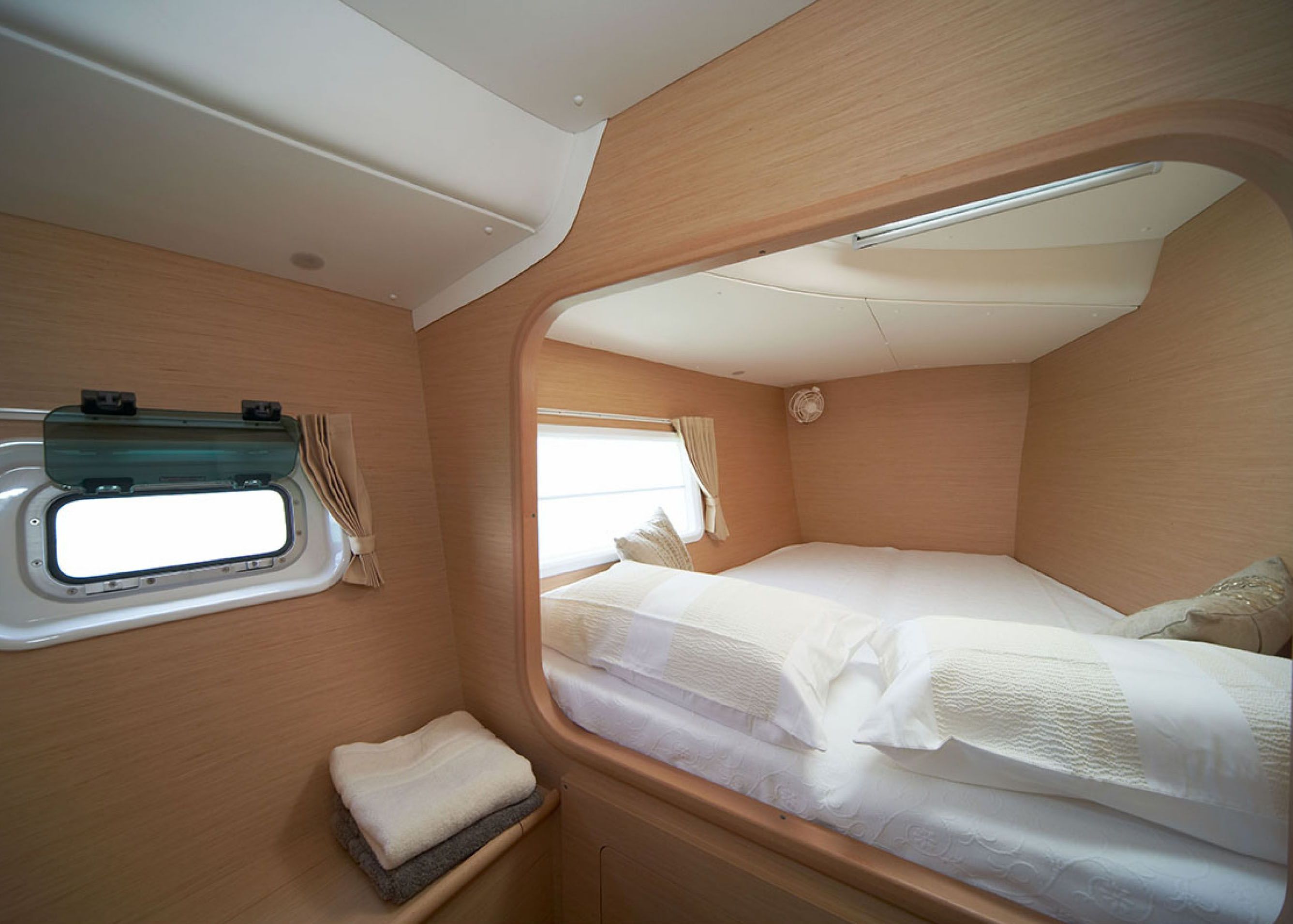 Lagoon 380 (2018) - Cabin