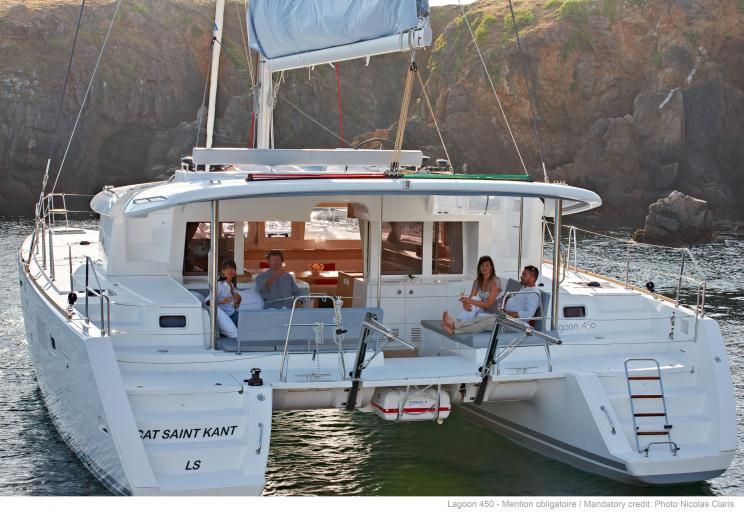 Lagoon 450 F - 4 double cabins