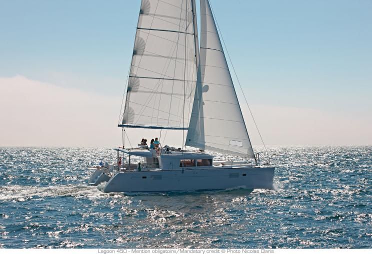 Lagoon 450 F - 4 double cabins