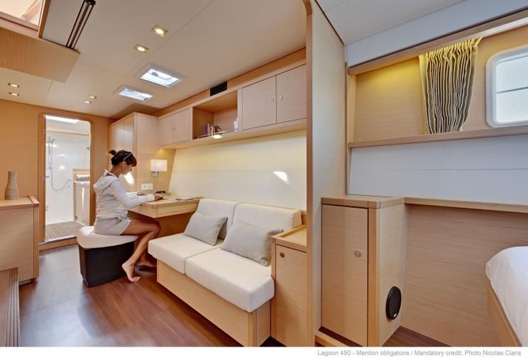 Lagoon 450 F - 4 double cabins