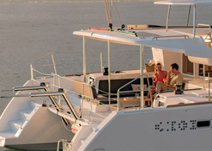 Lagoon 450 - Cockpit