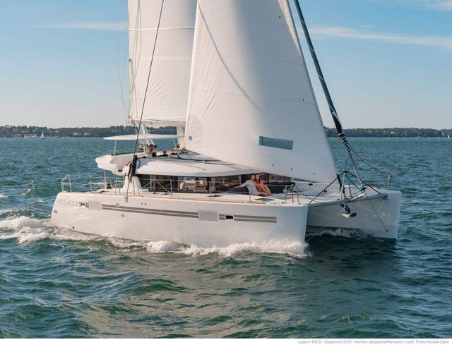 spain catamaran bareboat