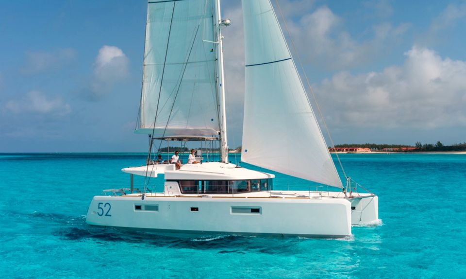 luxury catamaran bareboat charter