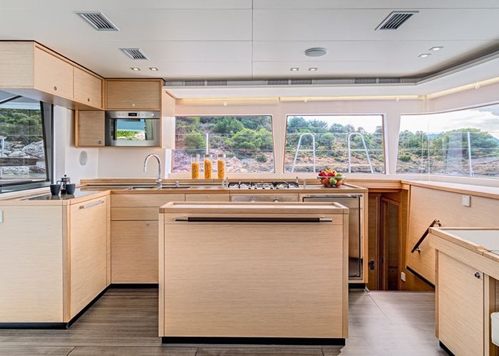 Lagoon 560 - Galley