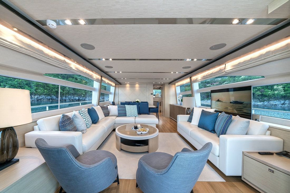LARIMAR II - Princess 84