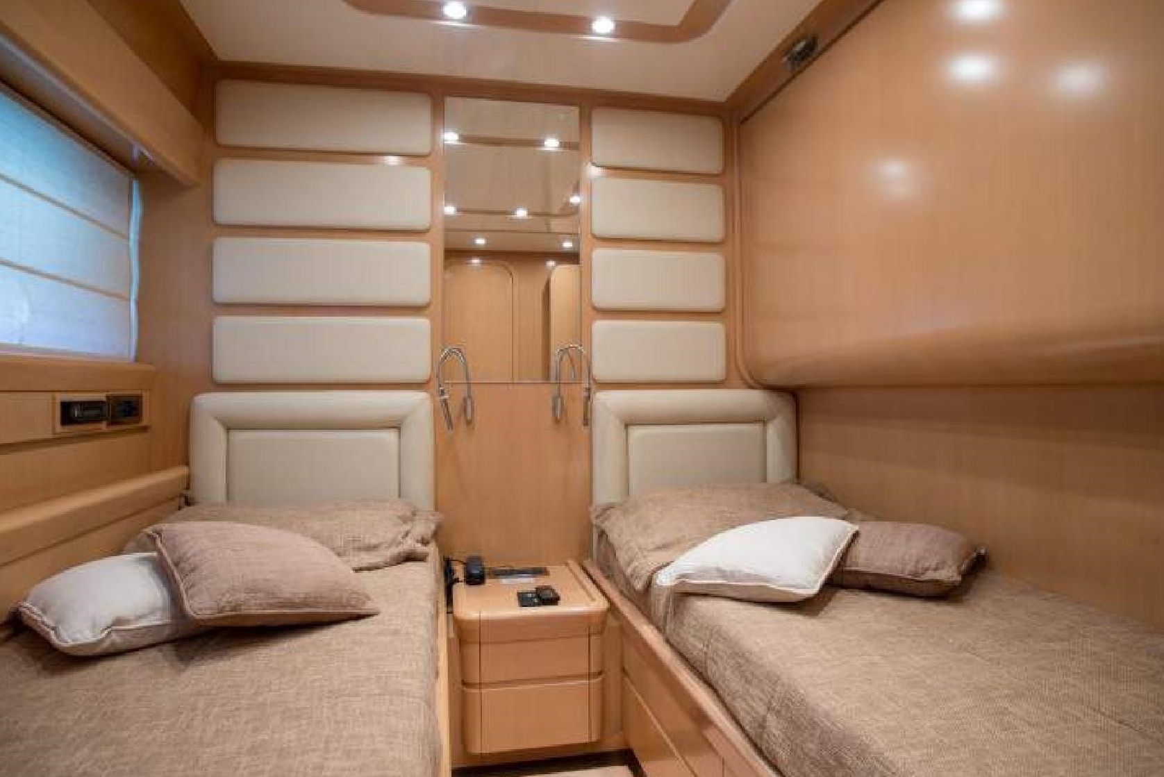 LETTOULI III Posillipo 21m Twin