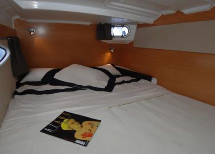 Mahe 36 - Cabin