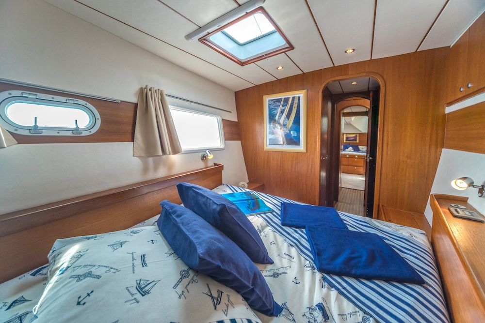 double cabin