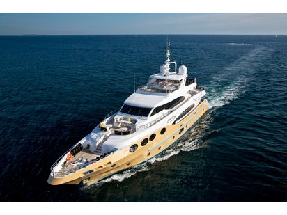 Luxury Crewed Motor Yacht Marina Wonder Gulf Craft Majesty 125 5 Cabins French Rivera Monaco Cannes St Tropez Boatbookings