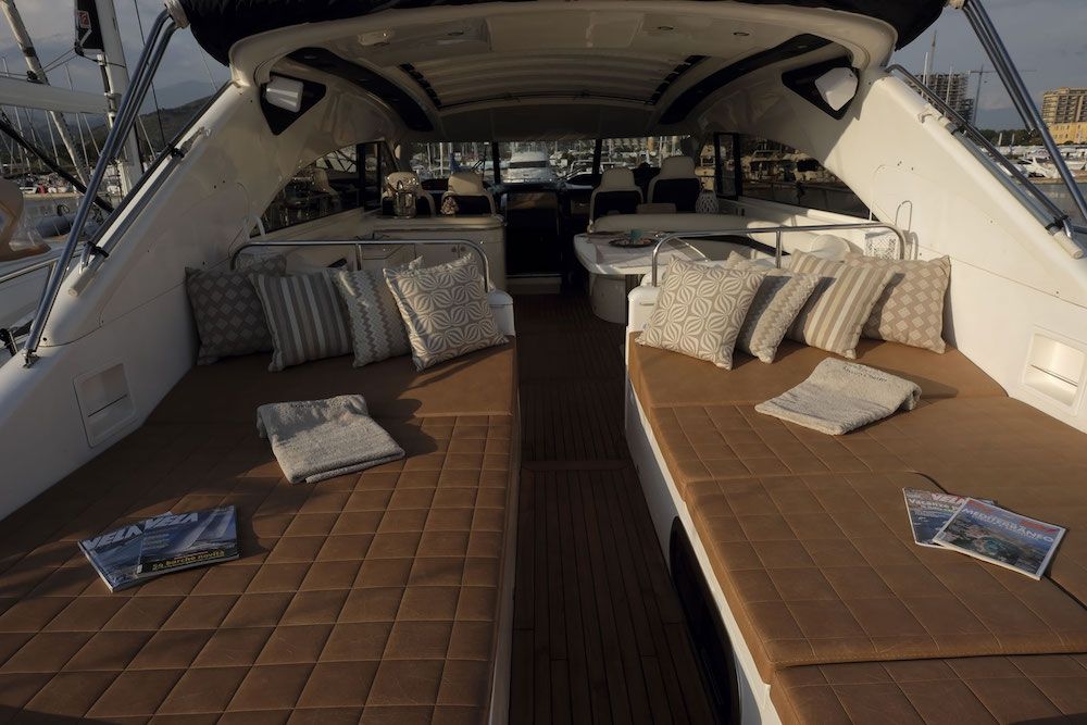 Princess V65 - Seating