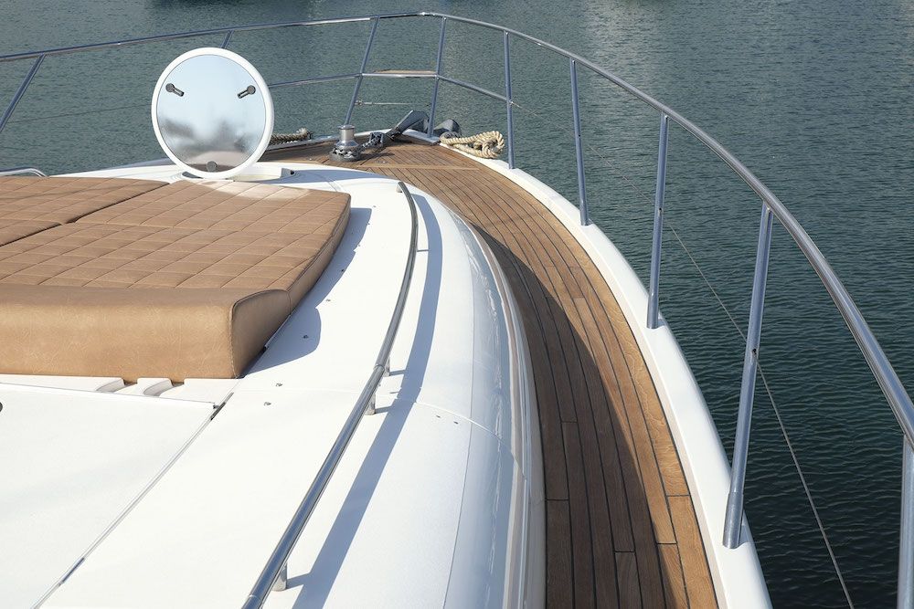 Princess V65 - Bow