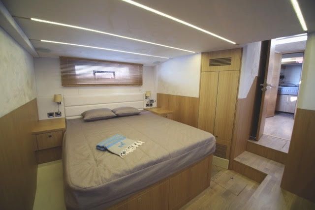 Med 52 Day Charter Motoryacht VIP Cabin