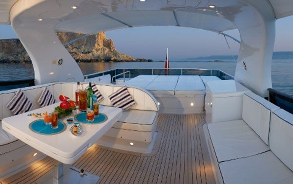 Top deck