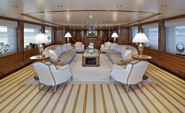 MIA RAMA Golden Yachts 176 Salon