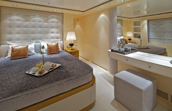 MIA RAMA Golden Yachts 176 Double Cabin