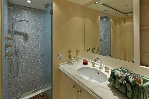 MIA RAMA Golden Yachts 176 En Suite