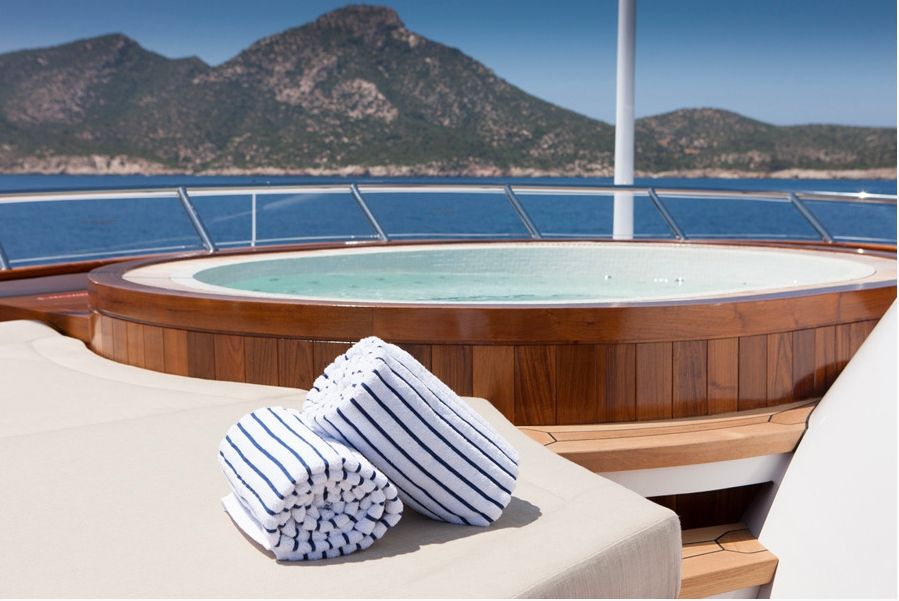 MIRAGE - Feadship 53m